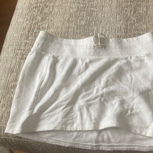 Old navy women’s white skirt
